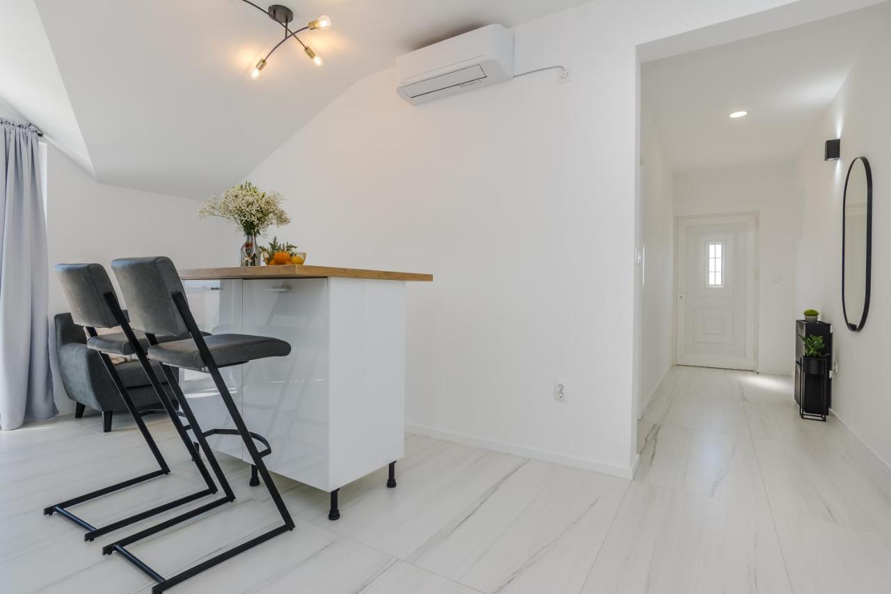 Apartment Redibo Privlaka  Luaran gambar